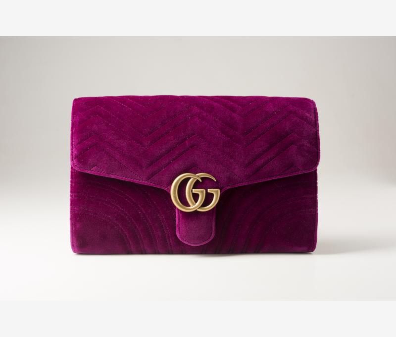 Gucci - GG Marmont velvet clutch